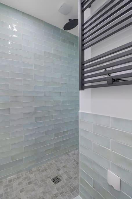 Brand New Flat For 8 People, 3 Bedrooms 巴黎 外观 照片